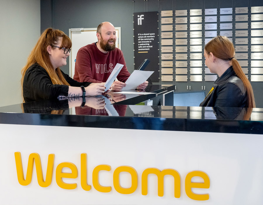 People at the reception desk