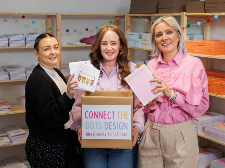 Úna Méabh O’Hanlon wit staff from Innovation Factory